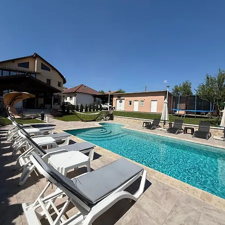 Casuta Bunicii Holiday home Tureni